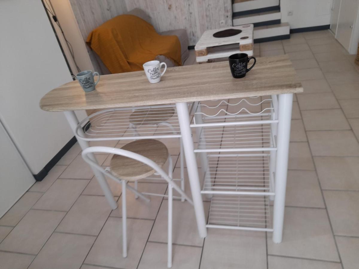 شقة Chez Sabine Et Patrick ناربون المظهر الخارجي الصورة